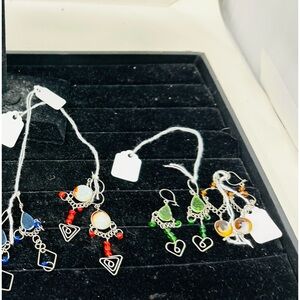 Light weight colorful earrings